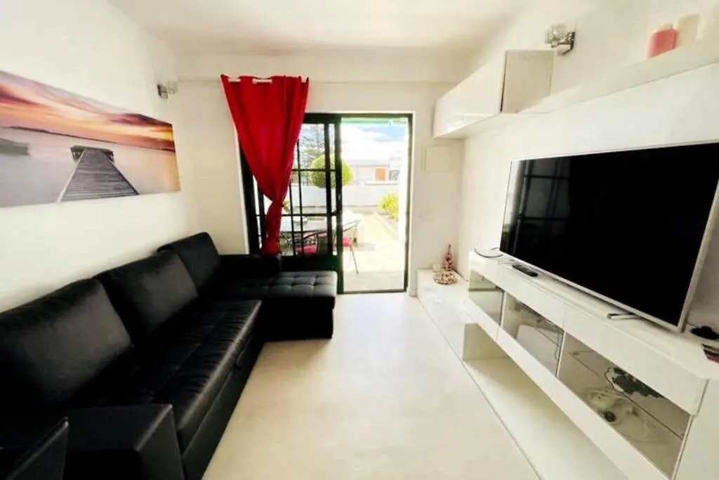 Las Mimosas Flat Tías 0*,  Spagna